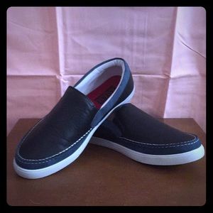 Men’s casual slip on